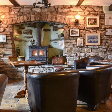 The Moorcock Inn Hawes Extérieur photo